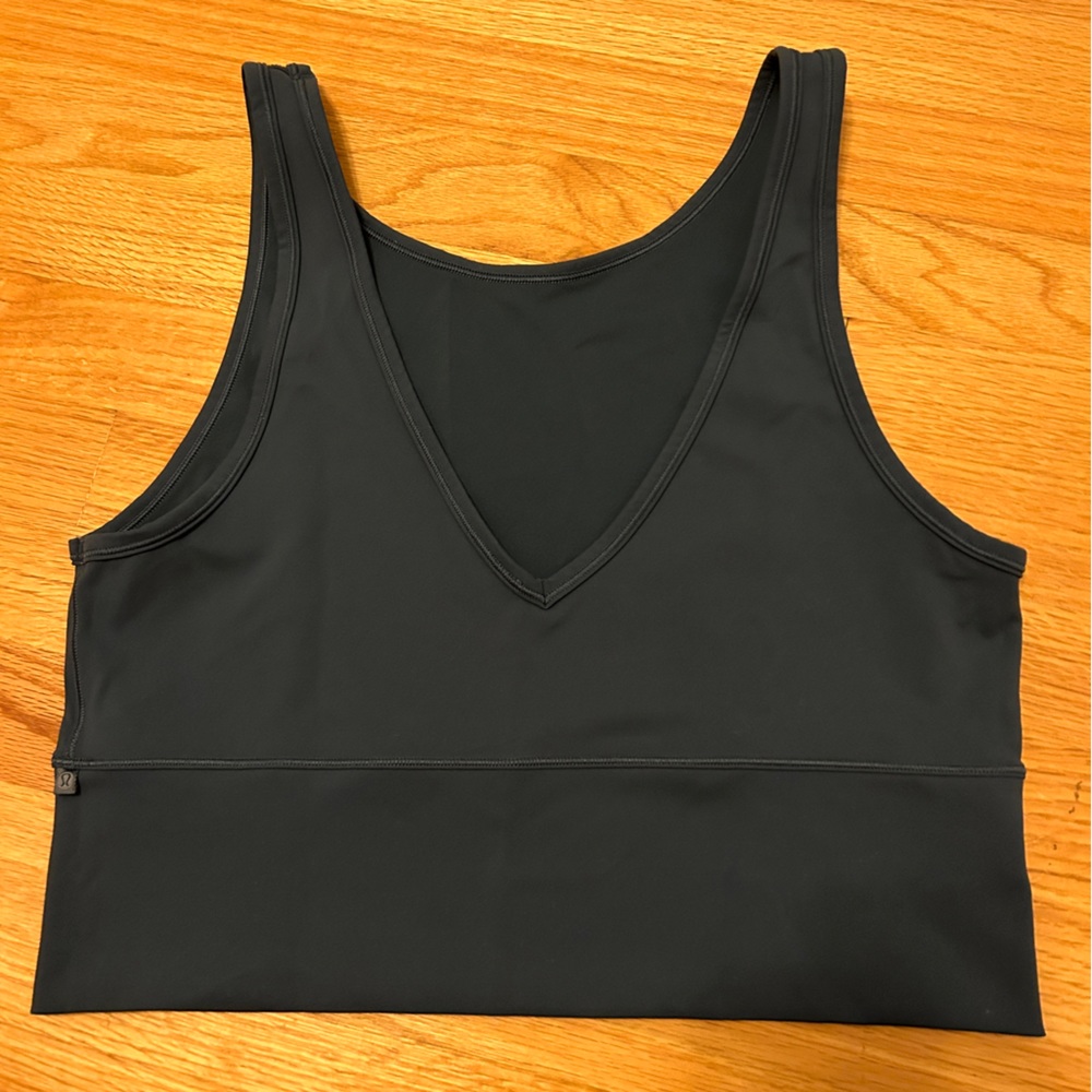 Lululemon power pivot tank